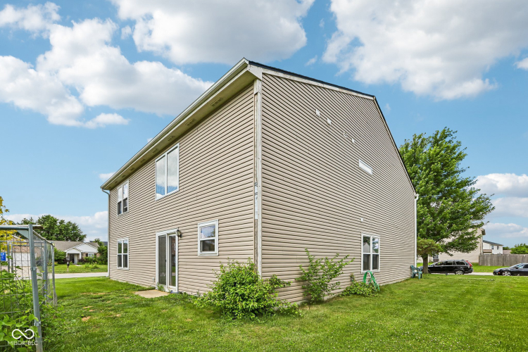 Listing Image 37