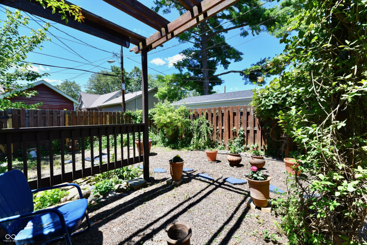 Listing Image 25