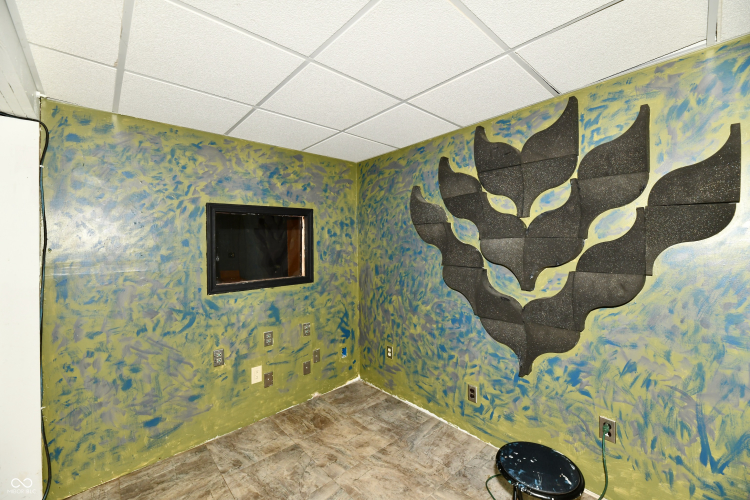 Listing Image 30