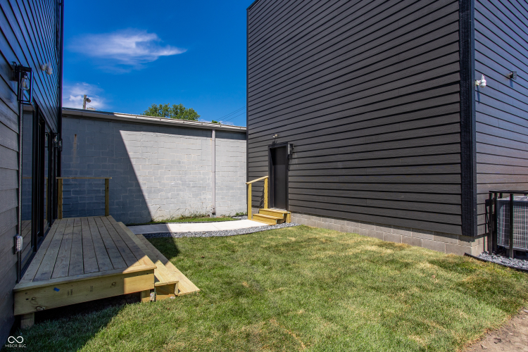 Listing Image 36