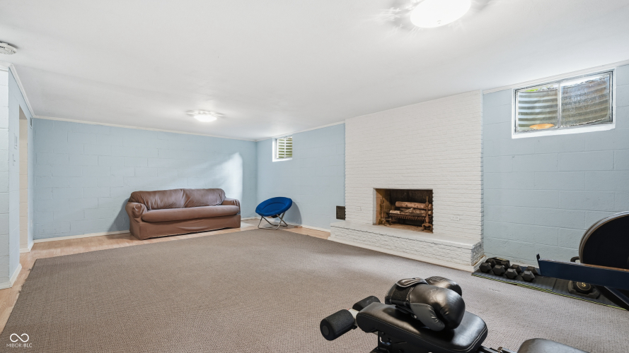 Listing Image 37