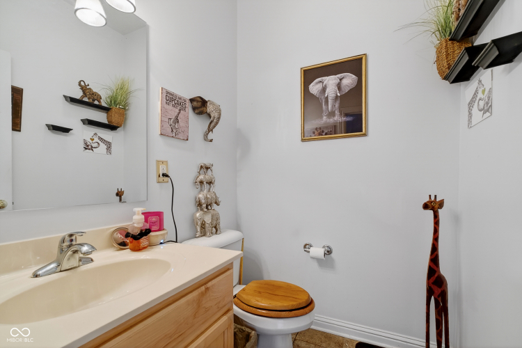 Listing Image 13