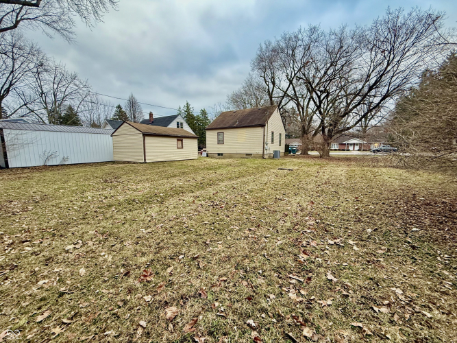 Listing Image 17
