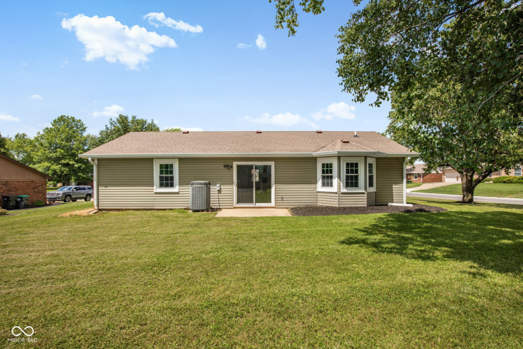 Listing Image 13