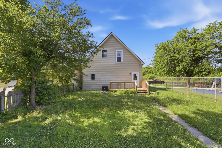 Listing Image 26