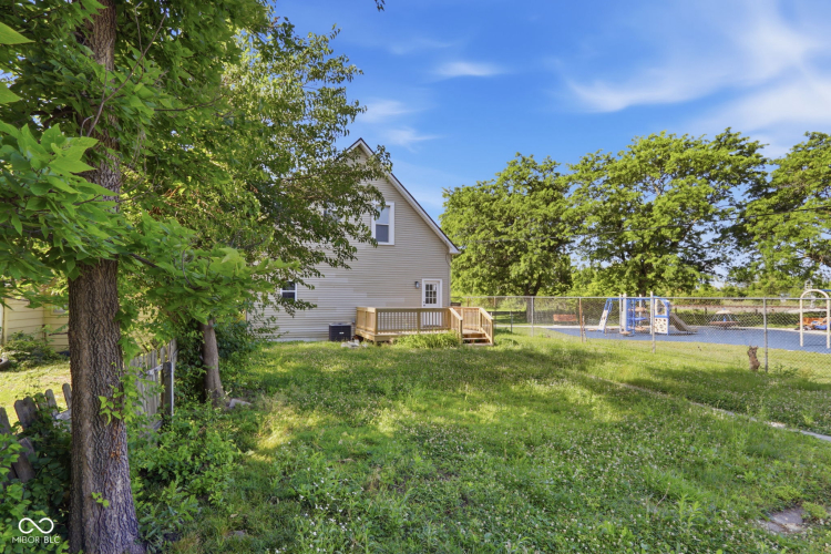 Listing Image 27