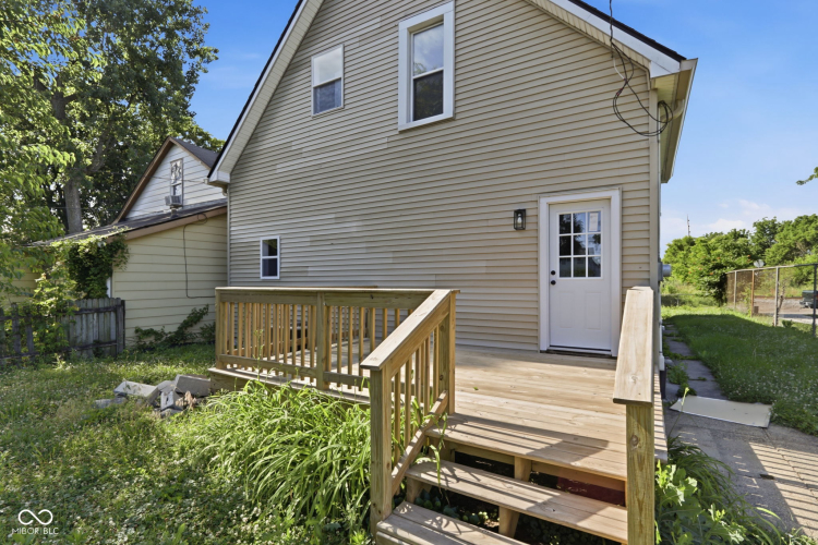 Listing Image 28
