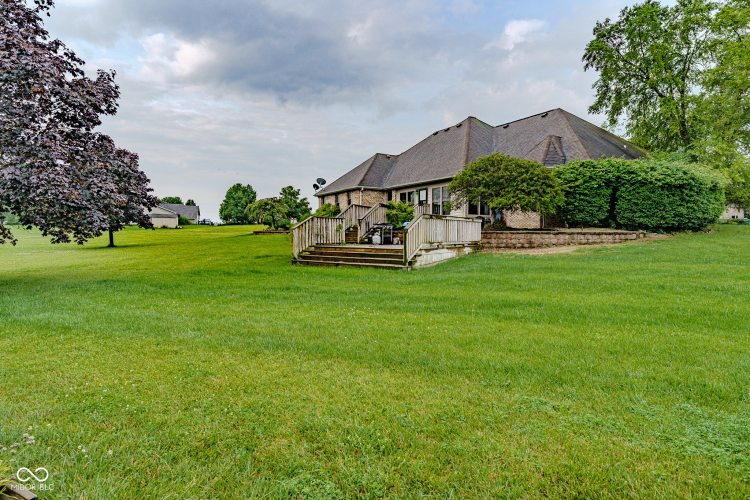 Listing Image 44