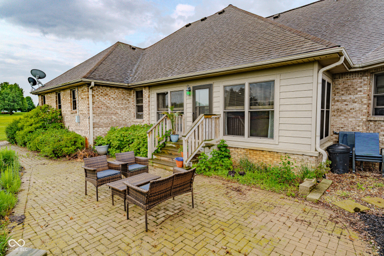 Listing Image 46