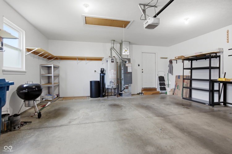 Listing Image 41