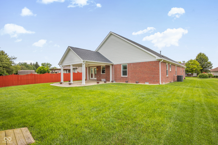 Listing Image 48