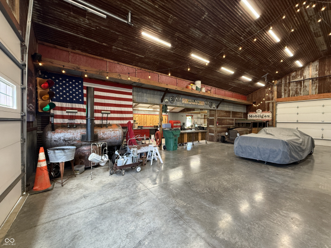Listing Image 72