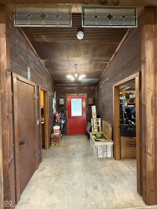 Listing Image 78