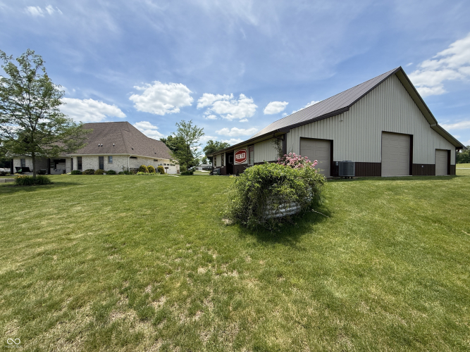 Listing Image 83