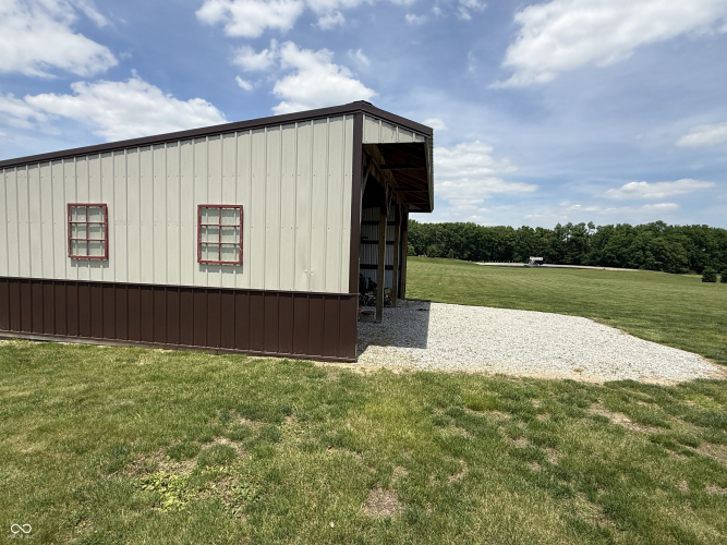 Listing Image 84