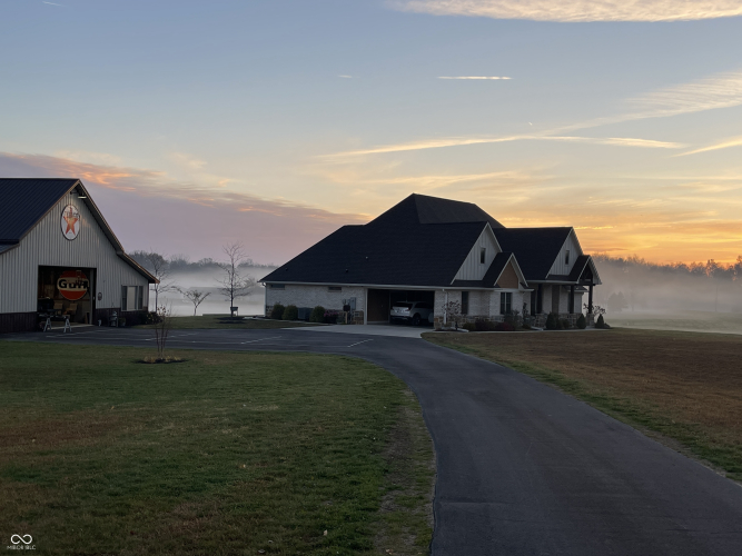 Listing Image 86