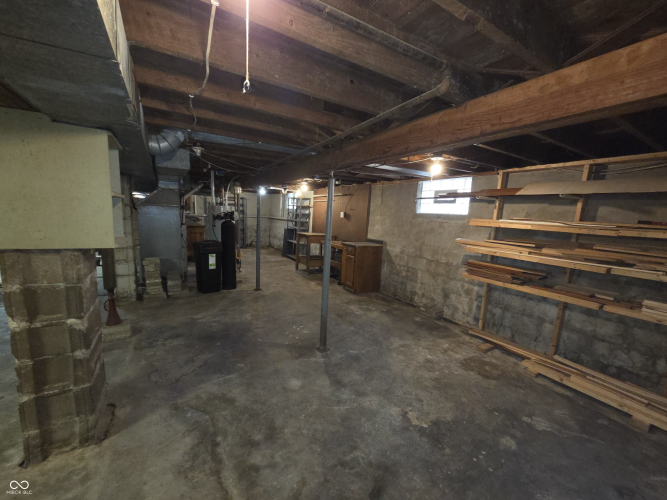 Listing Image 33