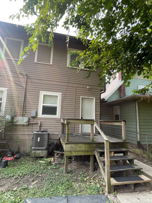 Listing Image 3