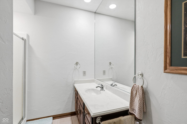 Listing Image 55