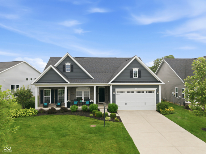 Listing Image 44