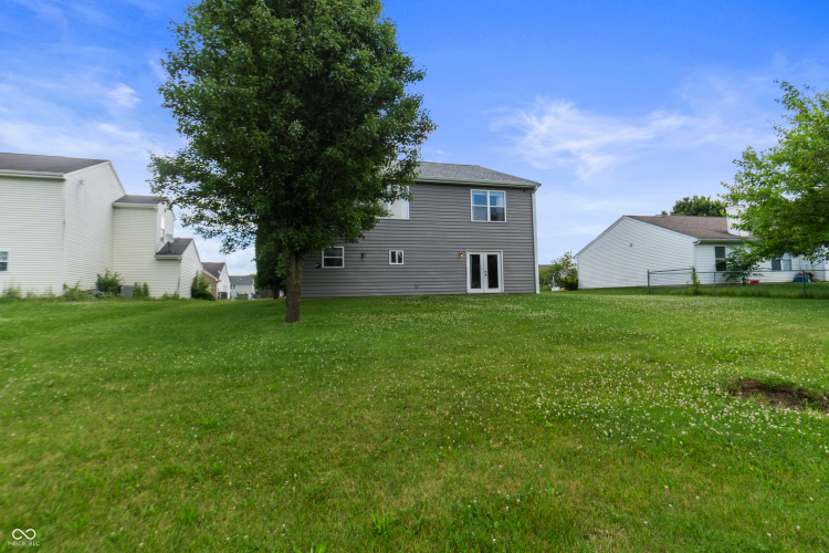Listing Image 38