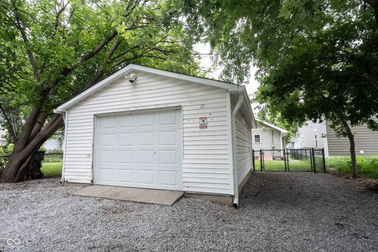 Listing Image 26