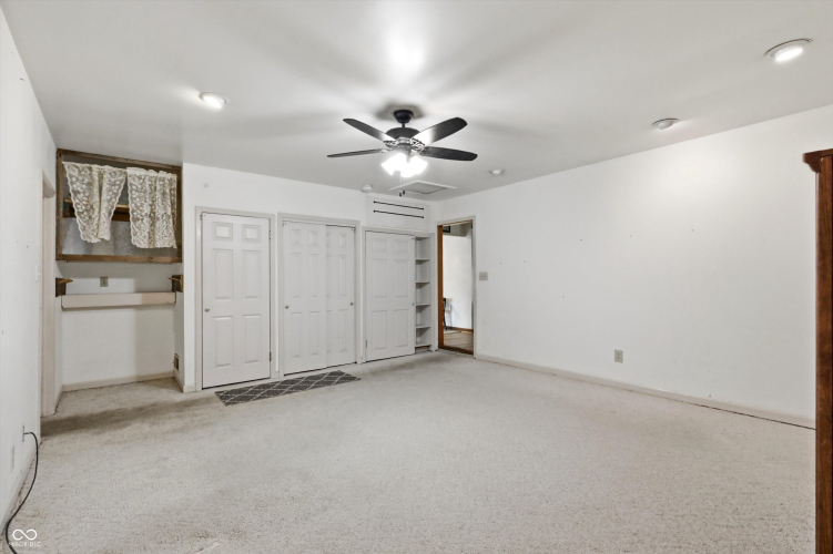 Listing Image 34