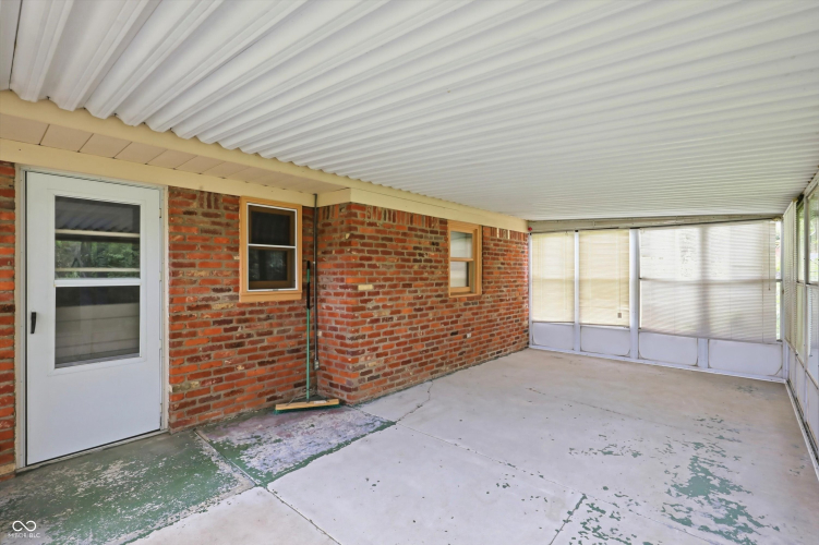 Listing Image 36