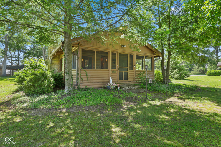 Listing Image 103