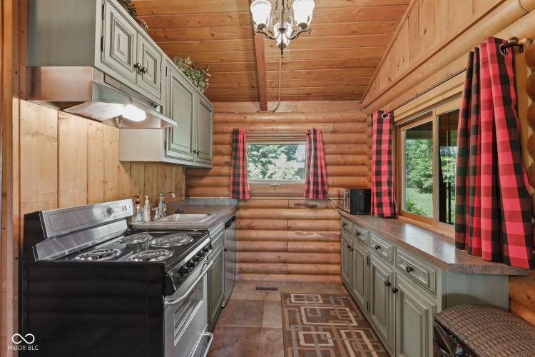 Listing Image 112