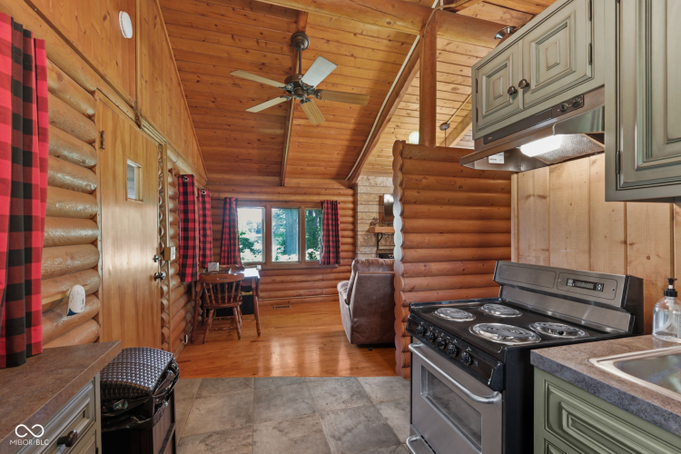 Listing Image 114