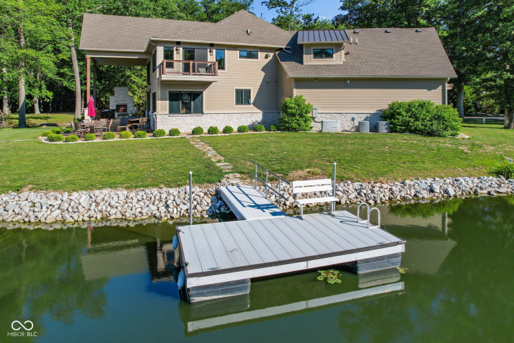 Listing Image 52