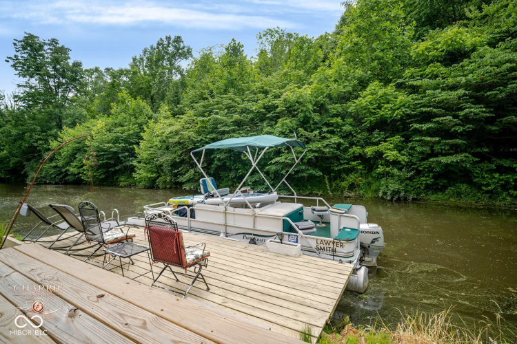 Listing Image 52