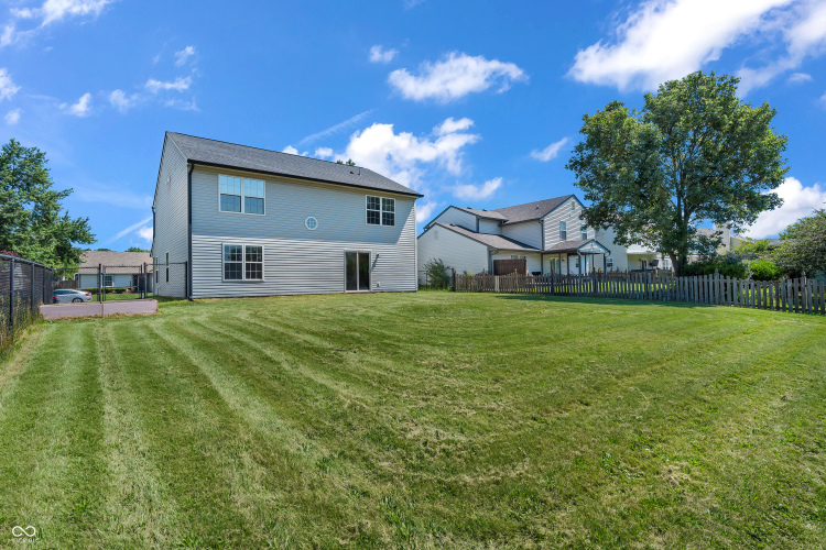 Listing Image 42
