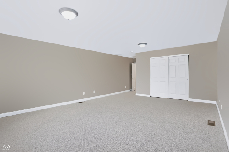 Listing Image 56