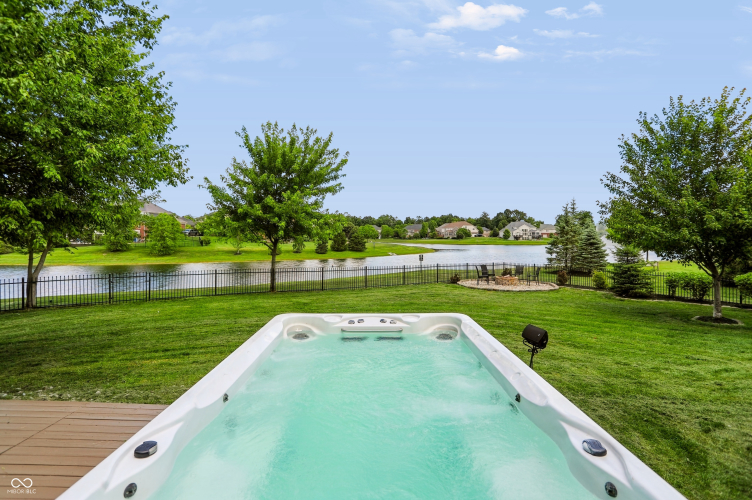 Listing Image 80