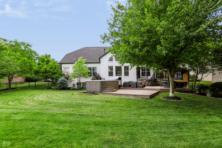 Listing Image 82