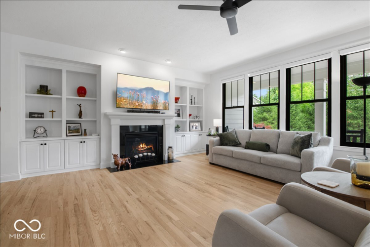 Listing Image 15