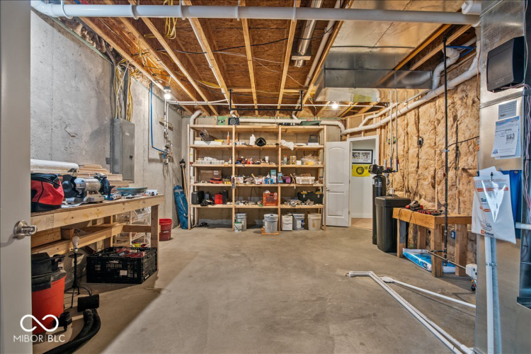Listing Image 45