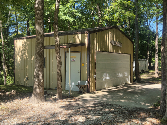 Listing Image 41