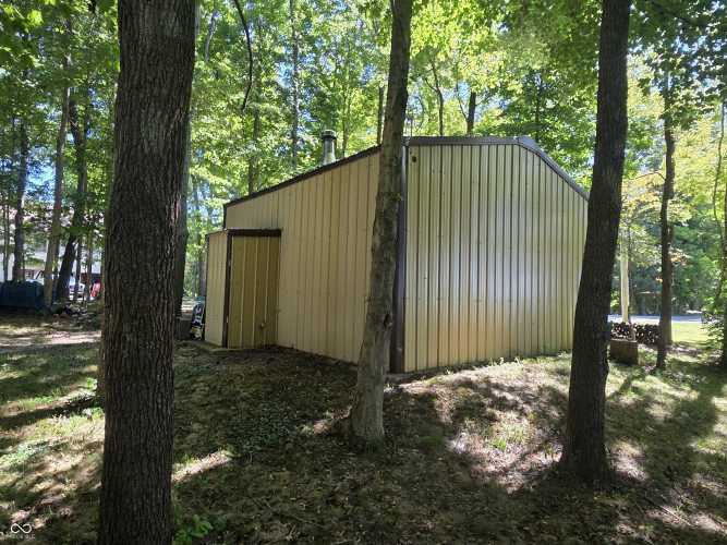 Listing Image 42