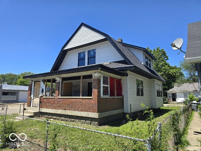 Listing Image 3