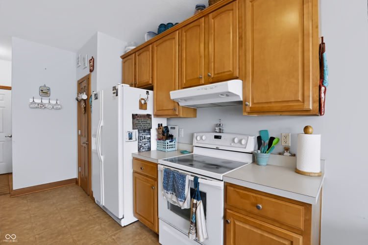Listing Image 16