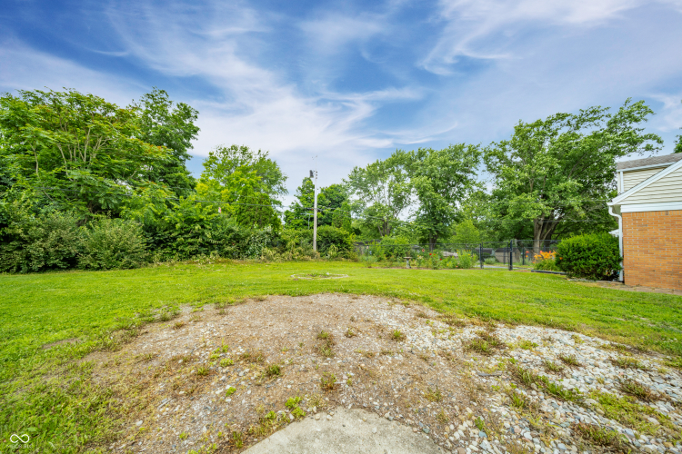 Listing Image 38