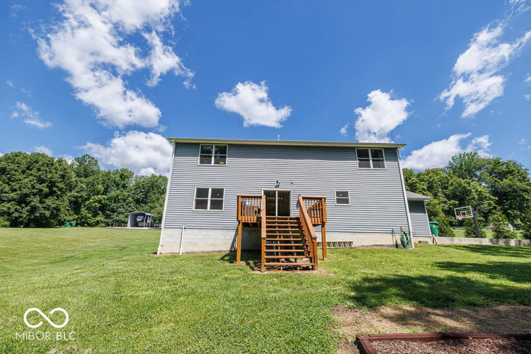 Listing Image 16