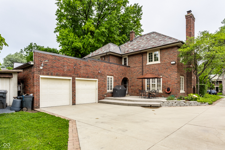 Listing Image 50