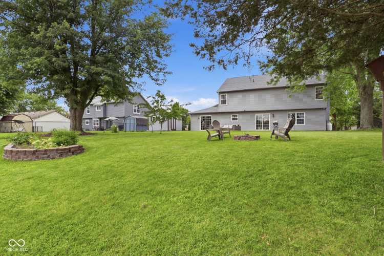 Listing Image 64