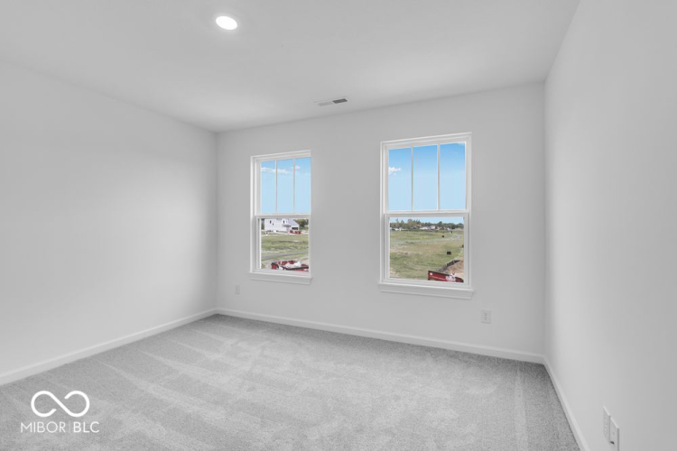 Listing Image 27