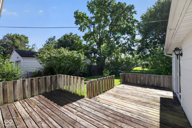 Listing Image 3