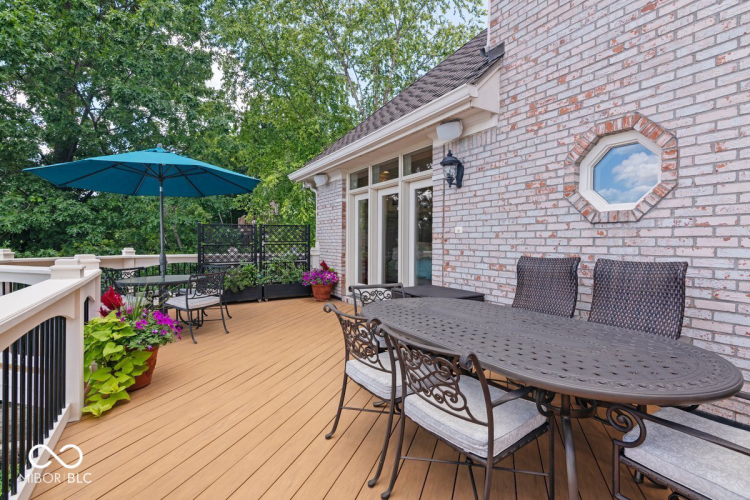 Listing Image 102